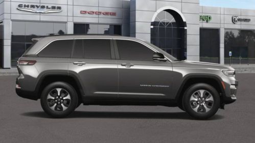 2025 Jeep Grand Cherokee 1C4RJYB63S8680582
