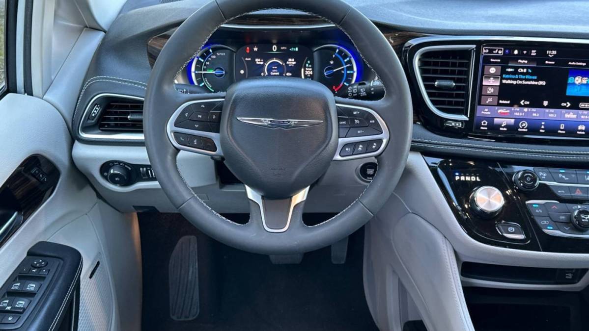 2023 Chrysler Pacifica 2C4RC1S75PR518569