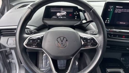 2021 Volkswagen ID.4 WVGRMPE27MP037358