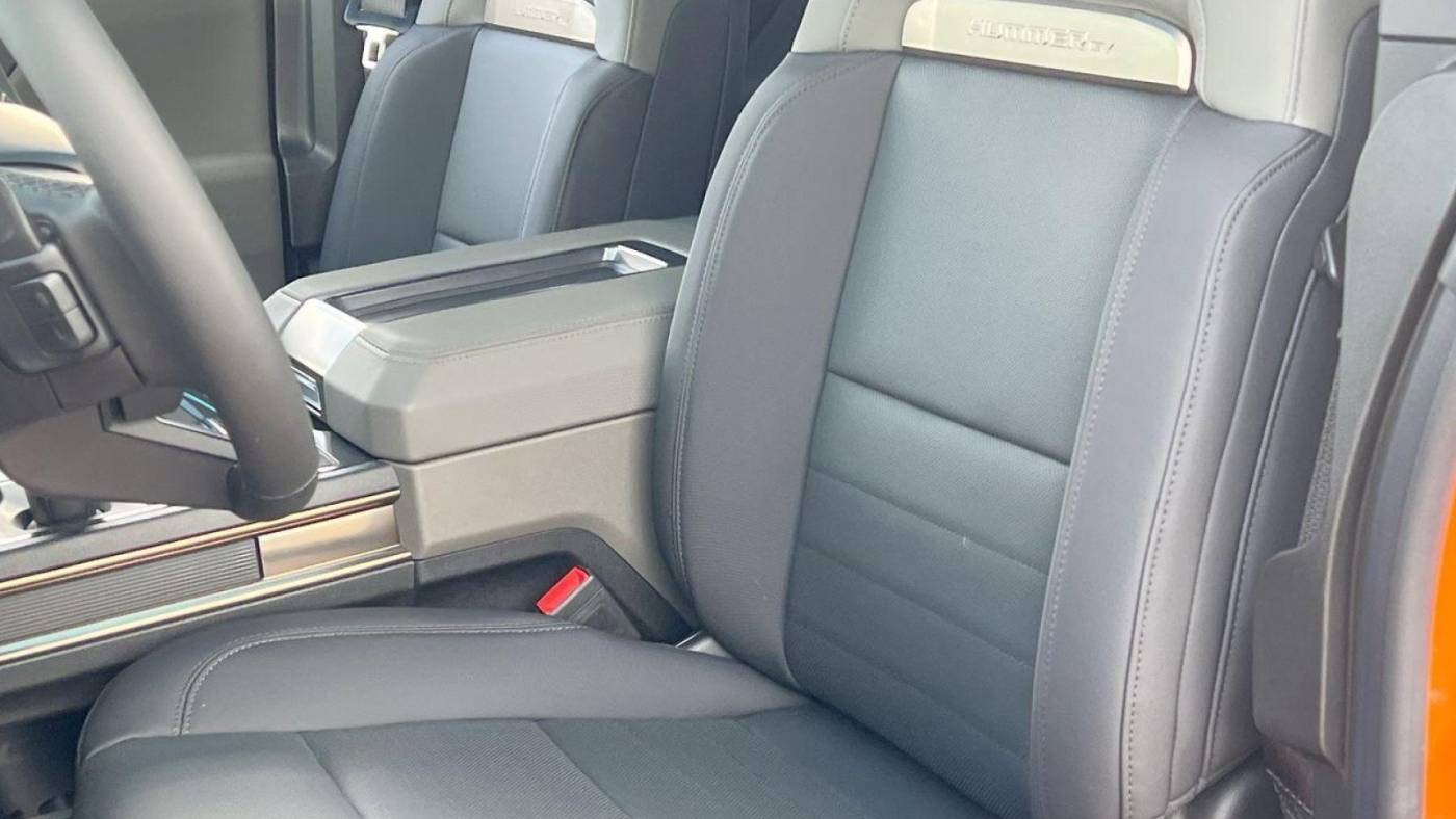 2024 GMC HUMMER EV SUV 1GKB0NDE5RU104876