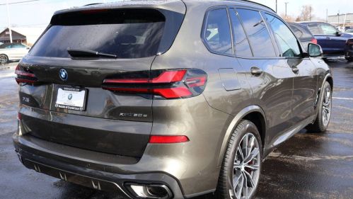 2025 BMW X5 5UX43EU04S9Z33722