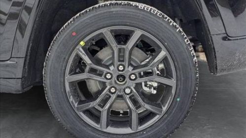 2025 Jeep Grand Cherokee 1C4RJYB60S8656546
