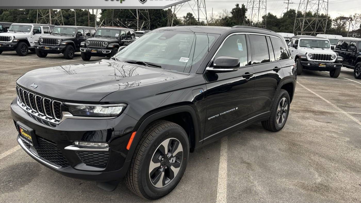 2025 Jeep Grand Cherokee 1C4RJYB6XSC273016