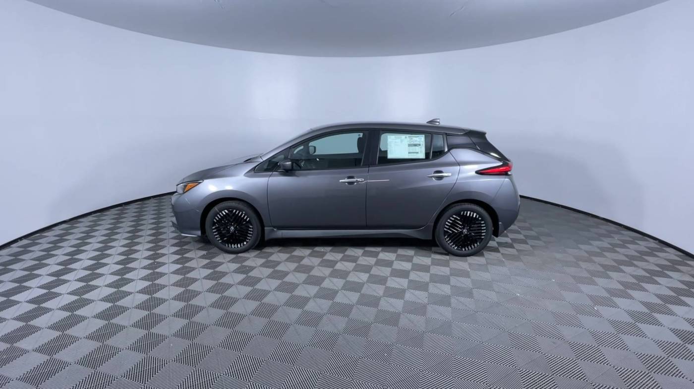2025 Nissan LEAF 1N4CZ1CV1SC565137