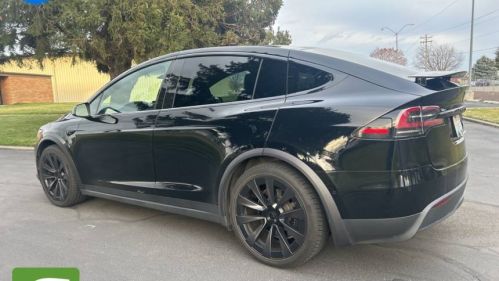 2022 Tesla Model X 7SAXCBE60NF344146