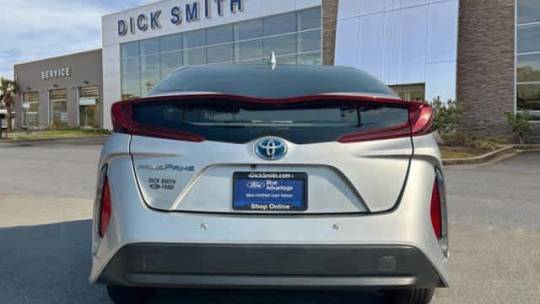 2018 Toyota Prius Prime - Images - 3