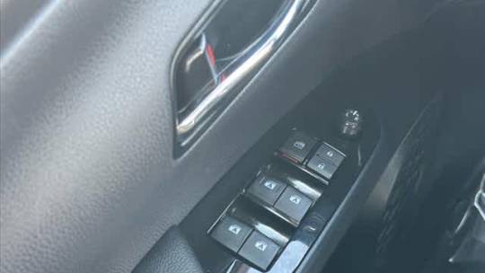 2018 Toyota Prius Prime - Images - 16