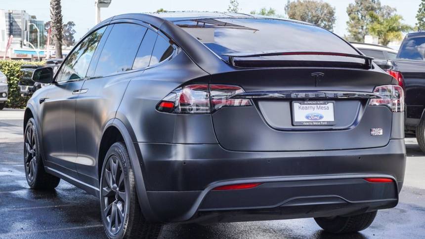 2023 Tesla Model X 7SAXCBE62PF376597