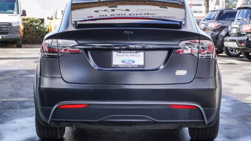 2023 Tesla Model X 7SAXCBE62PF376597