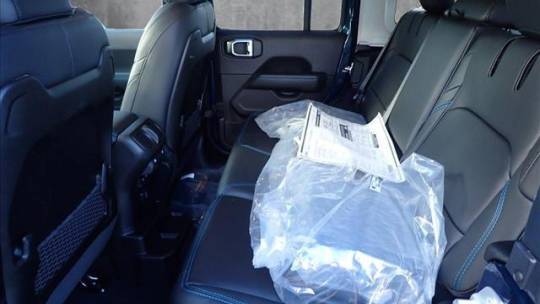 2025 Jeep Wrangler 1C4RJXR66SW533930