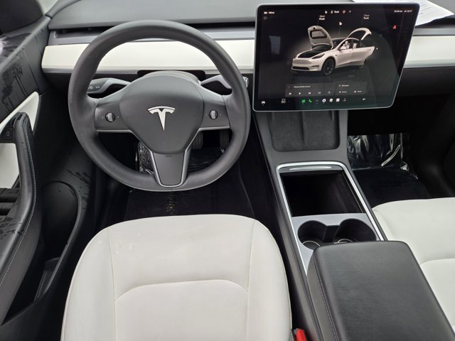 2022 Tesla Model Y 7SAYGAEE4NF383770