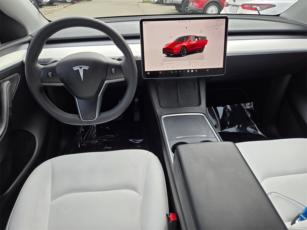 2023 Tesla Model Y 7SAYGDEE4PF625512