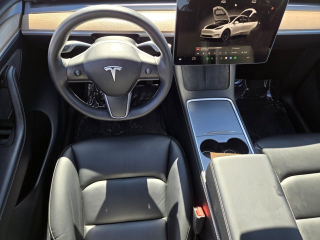 2023 Tesla Model Y 7SAYGDEE6PA076067