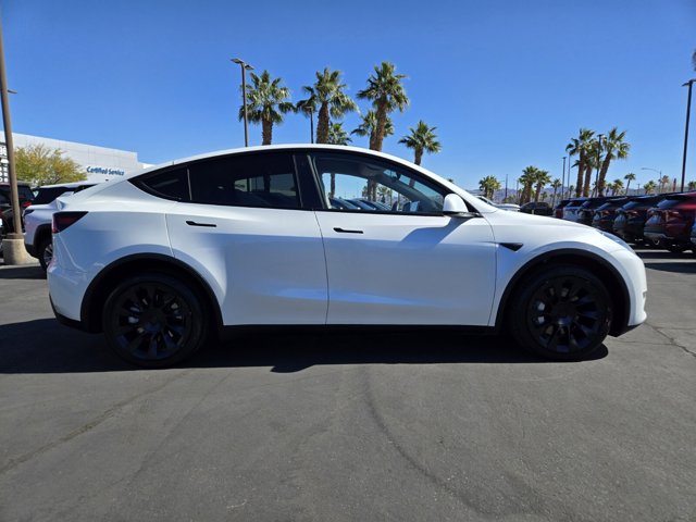 2023 Tesla Model Y 7SAYGDEE6PA076067