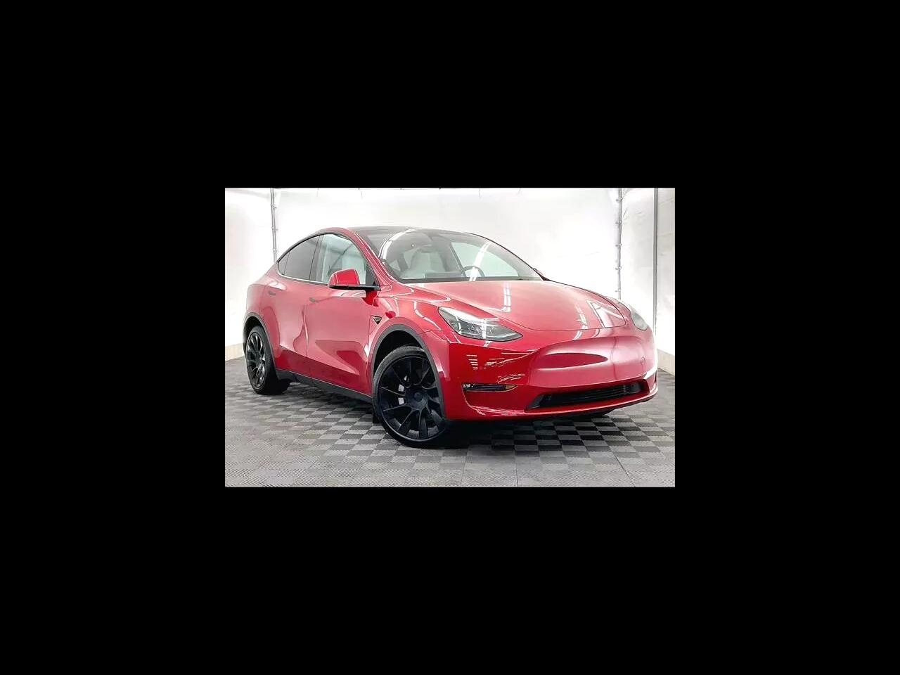 2023 Tesla Model Y 7SAYGDEE7PF752819