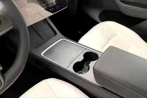 2023 Tesla Model Y 7SAYGDEE7PF752819