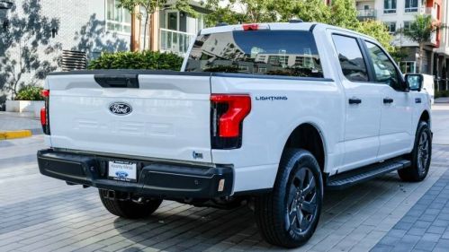 2024 Ford F-150 Lightning 1FT6W1BM7RWG22359