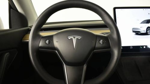 2022 Tesla Model Y 7SAYGDEE0NF356356