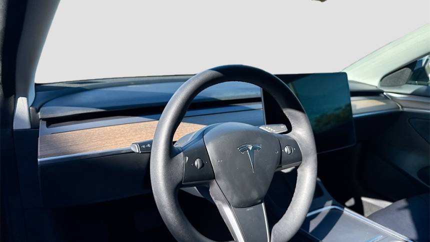 2022 Tesla Model 3 5YJ3E1EA6NF369055