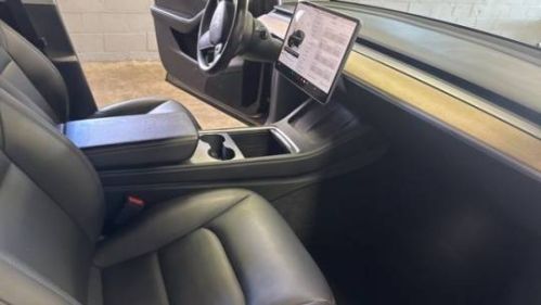 2022 Tesla Model Y 7SAYGDEE7NA014982