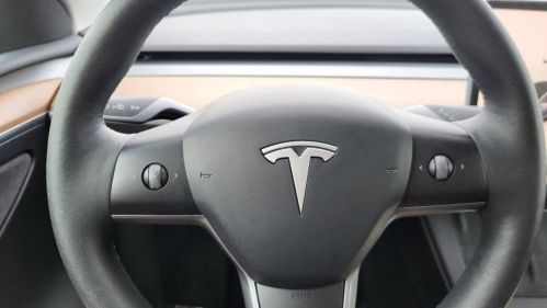 2023 Tesla Model Y 7SAYGDEE7PF683582