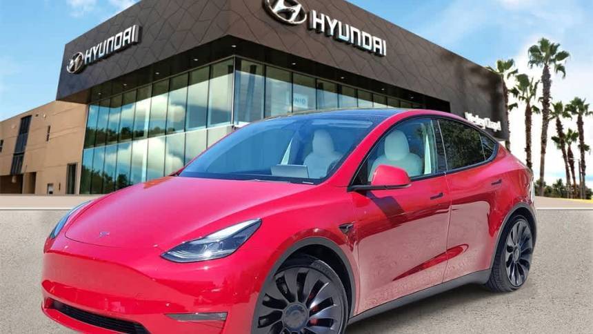 2022 Tesla Model Y 7SAYGDEF6NF459192