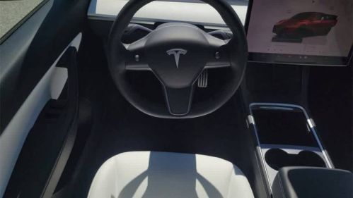 2022 Tesla Model Y 7SAYGDEF6NF459192