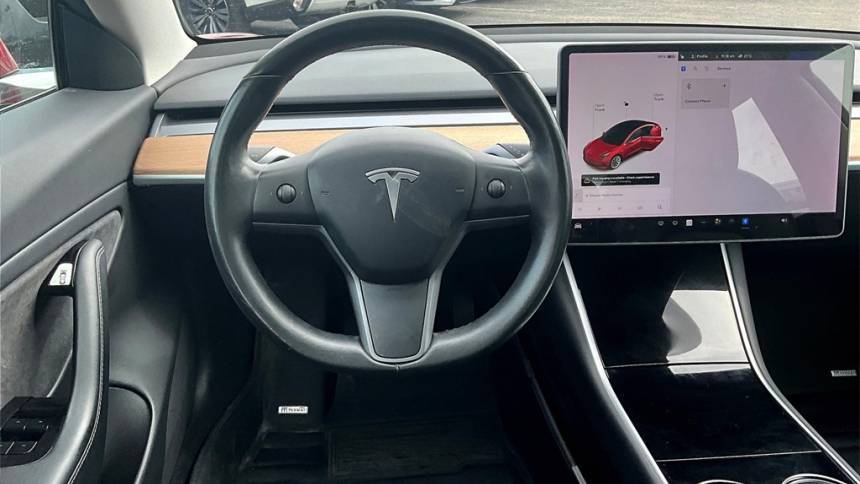 2018 Tesla Model 3 5YJ3E1EB3JF110977