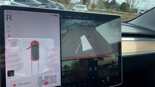 2018 Tesla Model 3 5YJ3E1EB3JF110977