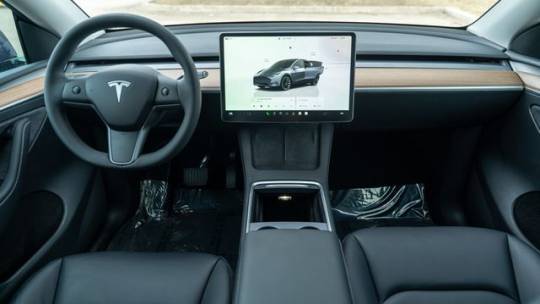 2023 Tesla Model Y 7SAYGDEEXPF890600