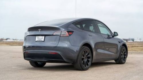 2023 Tesla Model Y 7SAYGDEEXPF890600