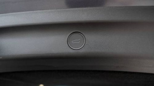 2023 Tesla Model Y 7SAYGDEEXPF890600