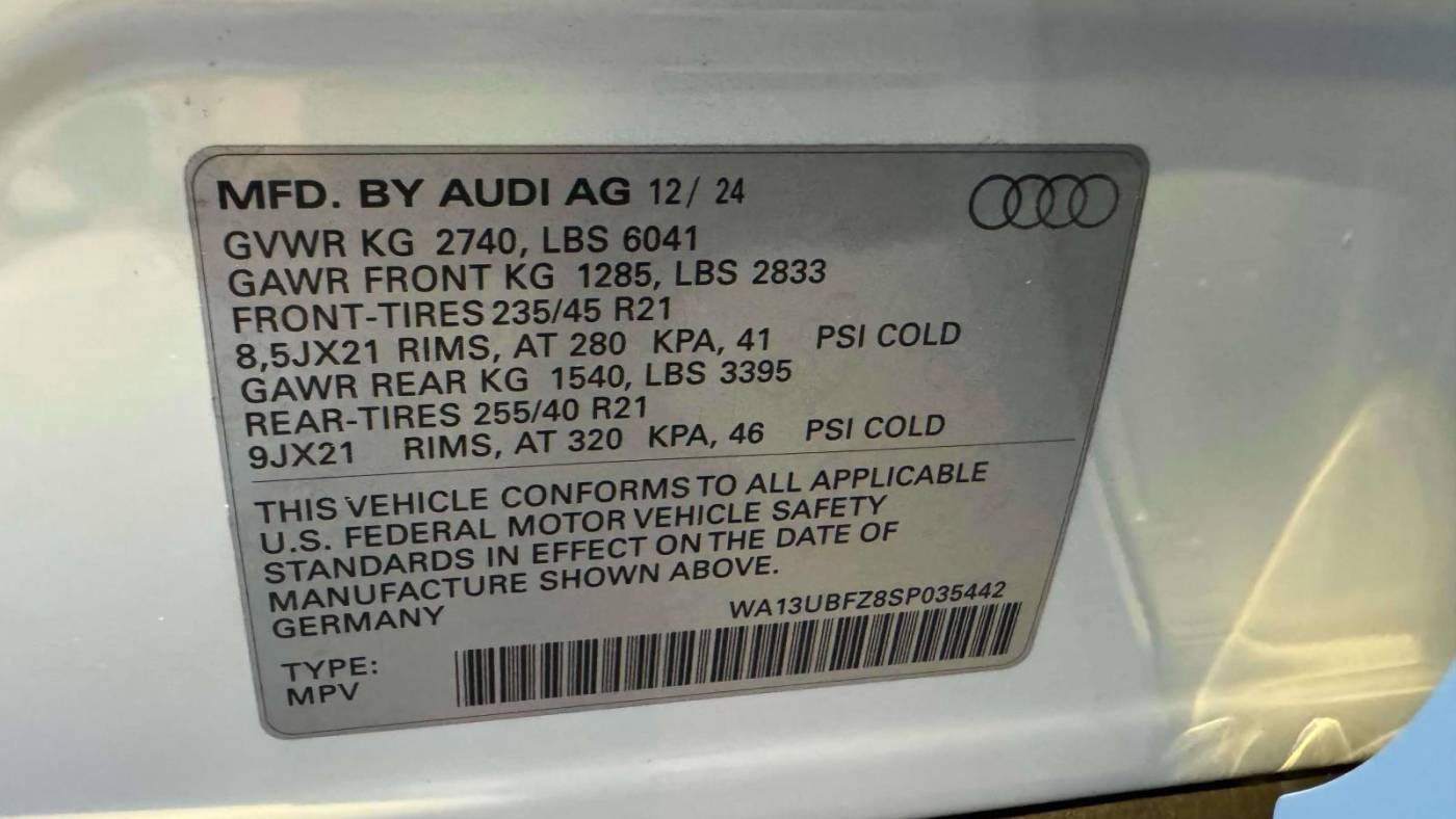 2025 Audi Q4 e-tron WA13UBFZ8SP035442