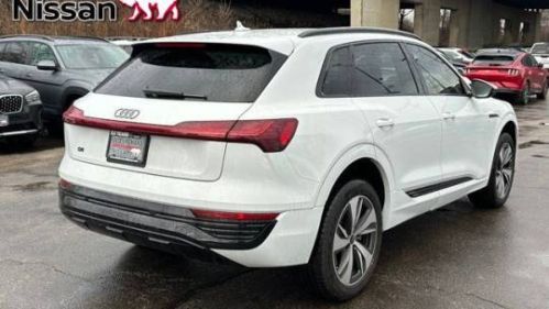 2024 Audi Q8 e-tron WA14AAGE5RB013036