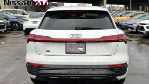 2024 Audi Q8 e-tron WA14AAGE5RB013036