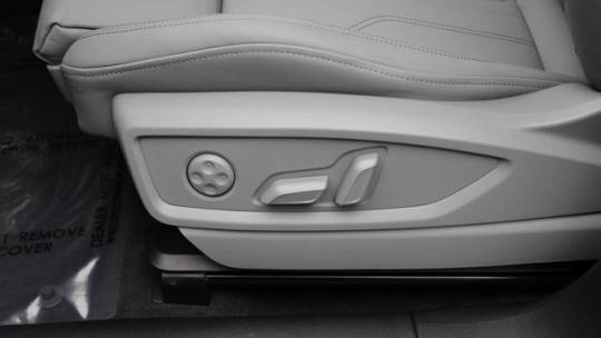2025 Audi Q5 WA1G2AFY0S2033206