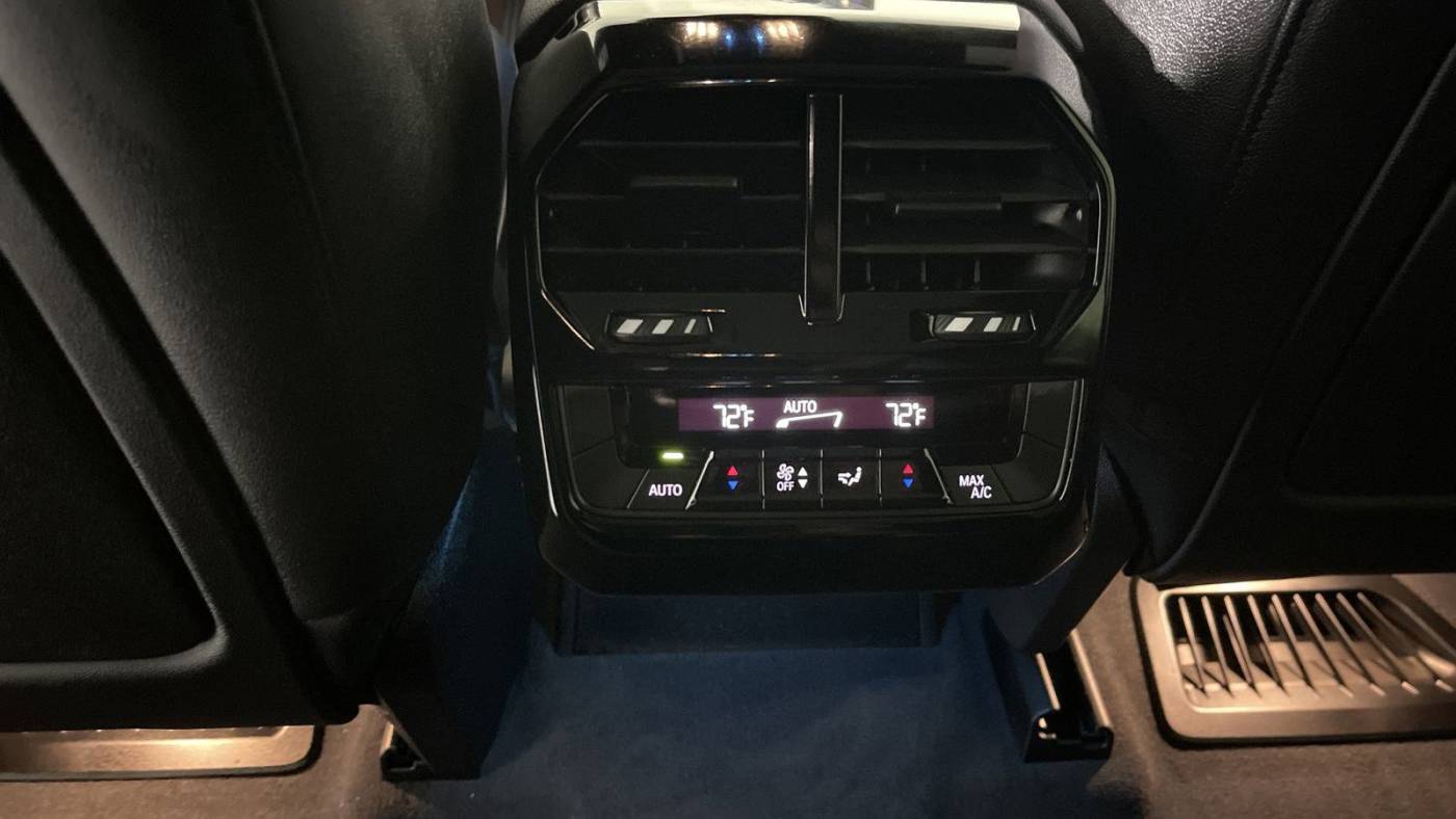 2025 BMW iX WB523CF07SCU37421