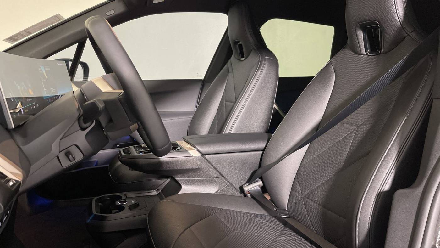 2025 BMW iX WB523CF07SCU37421