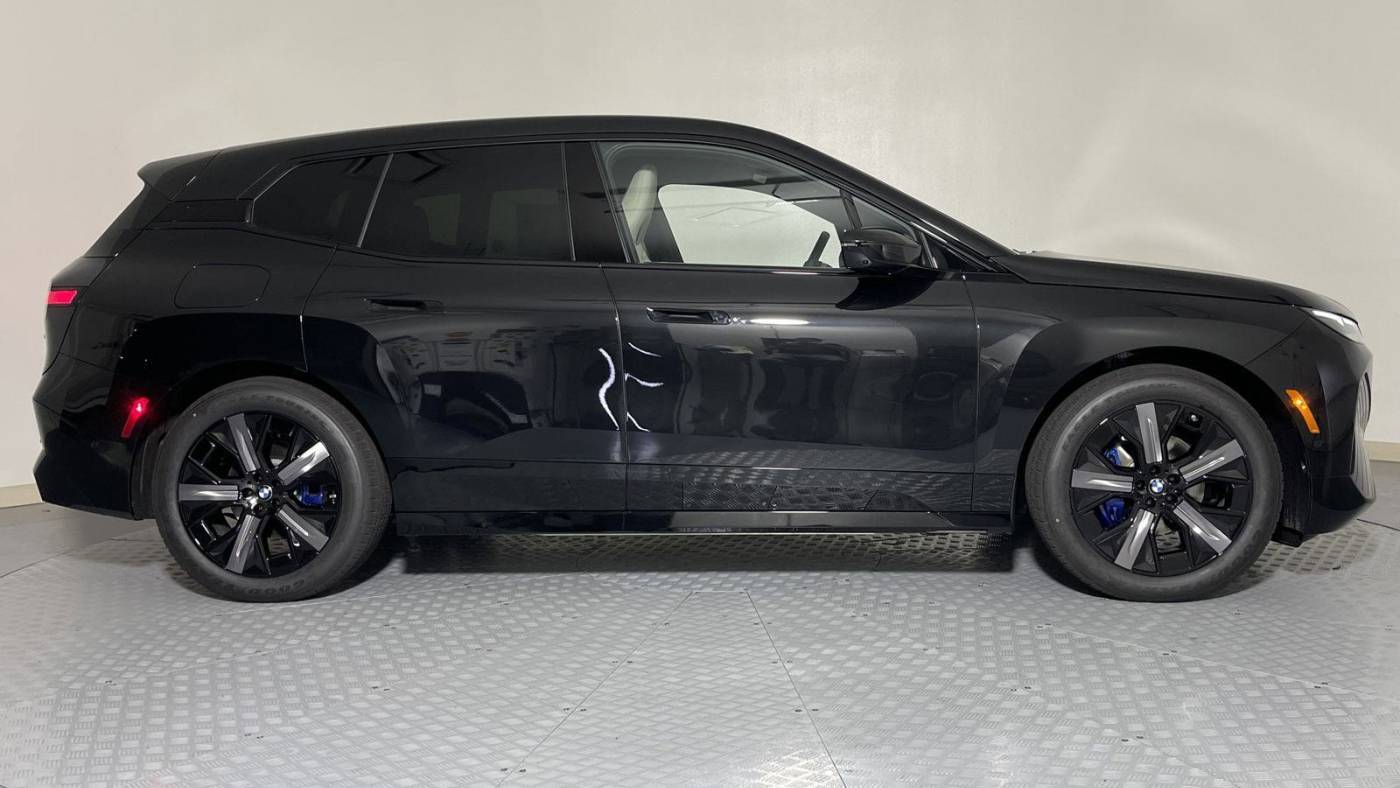 2025 BMW iX WB523CF00SCU45876