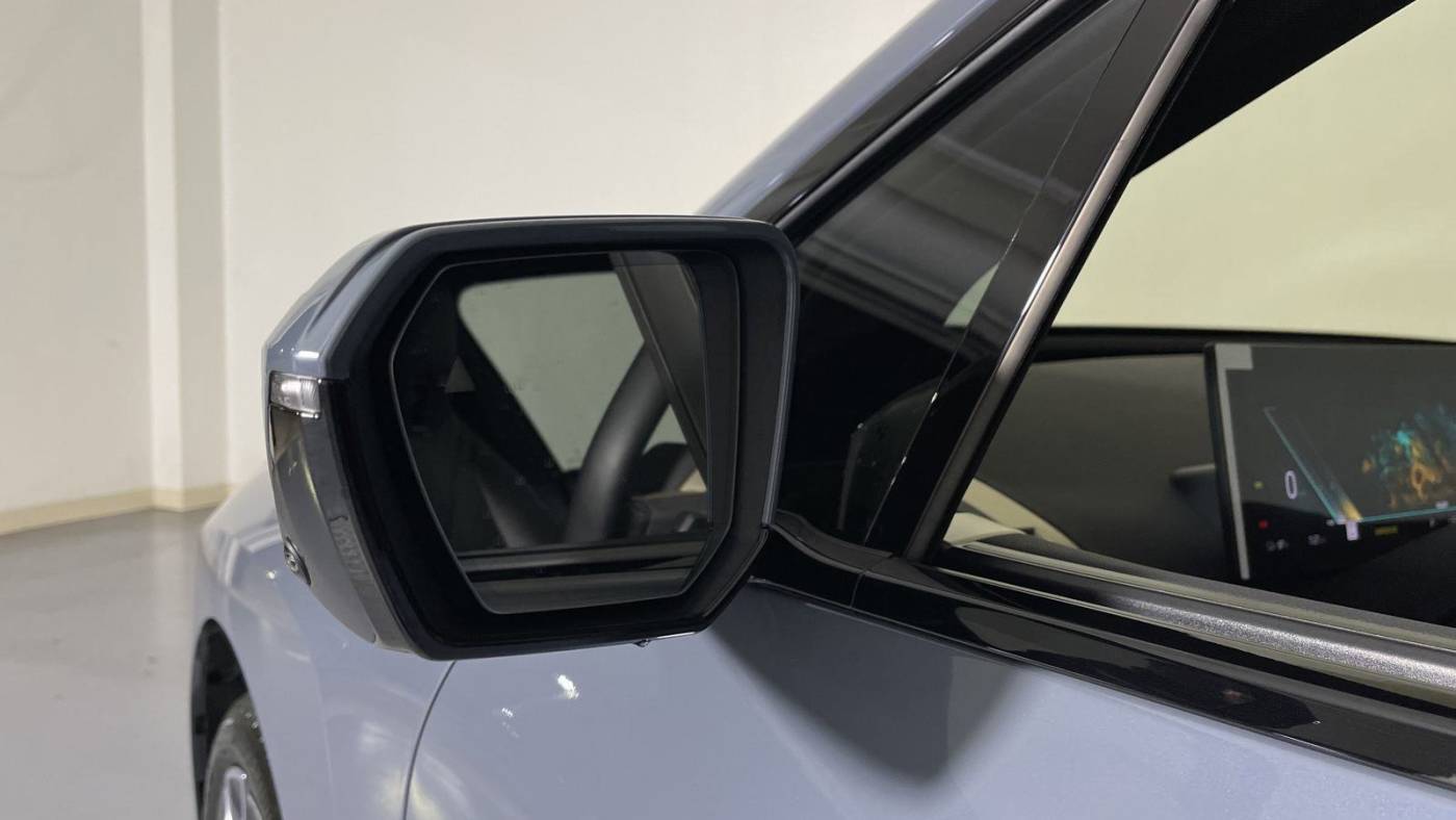 2025 BMW iX WB523CF07SCU37421
