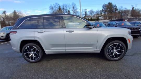 2024 Jeep Grand Cherokee 1C4RJYE60R8511075