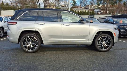 2024 Jeep Grand Cherokee 1C4RJYE60R8511075