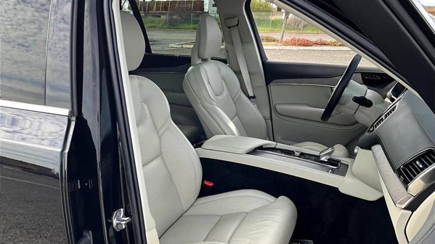2022 Volvo XC90 YV4BR00L2N1813296