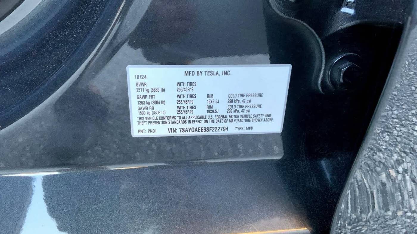 2025 Tesla Model Y 7SAYGAEE9SF222794