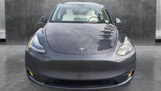 2022 Tesla Model Y 7SAYGDEE8NF394238