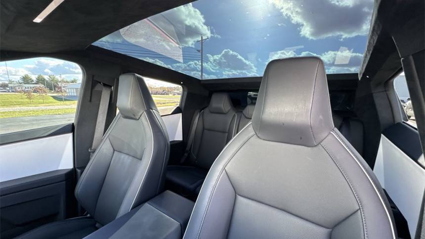 2024 Tesla Cybertruck - Images - 22