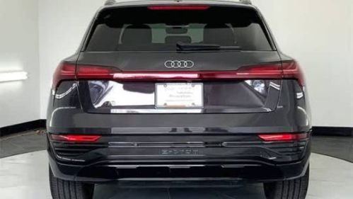 2024 Audi Q8 e-tron WA15AAGE5RB061883
