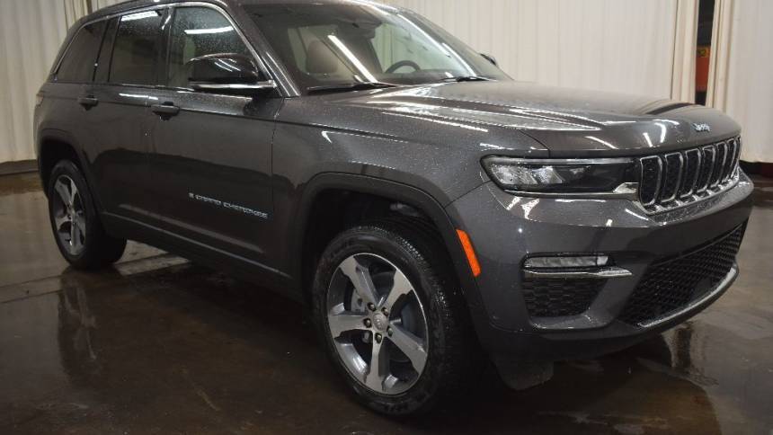 2024 Jeep Grand Cherokee 1C4RJYB69RC111338