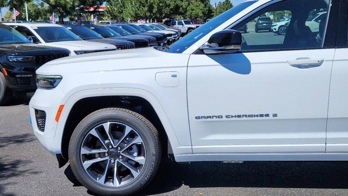2024 Jeep Grand Cherokee 1C4RJYD68R8615914