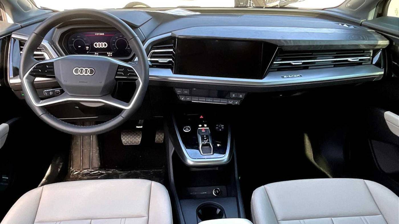 2025 Audi Q4 e-tron WA14UBFZ3SP032288
